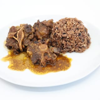 Oxtail with Waakye Large
